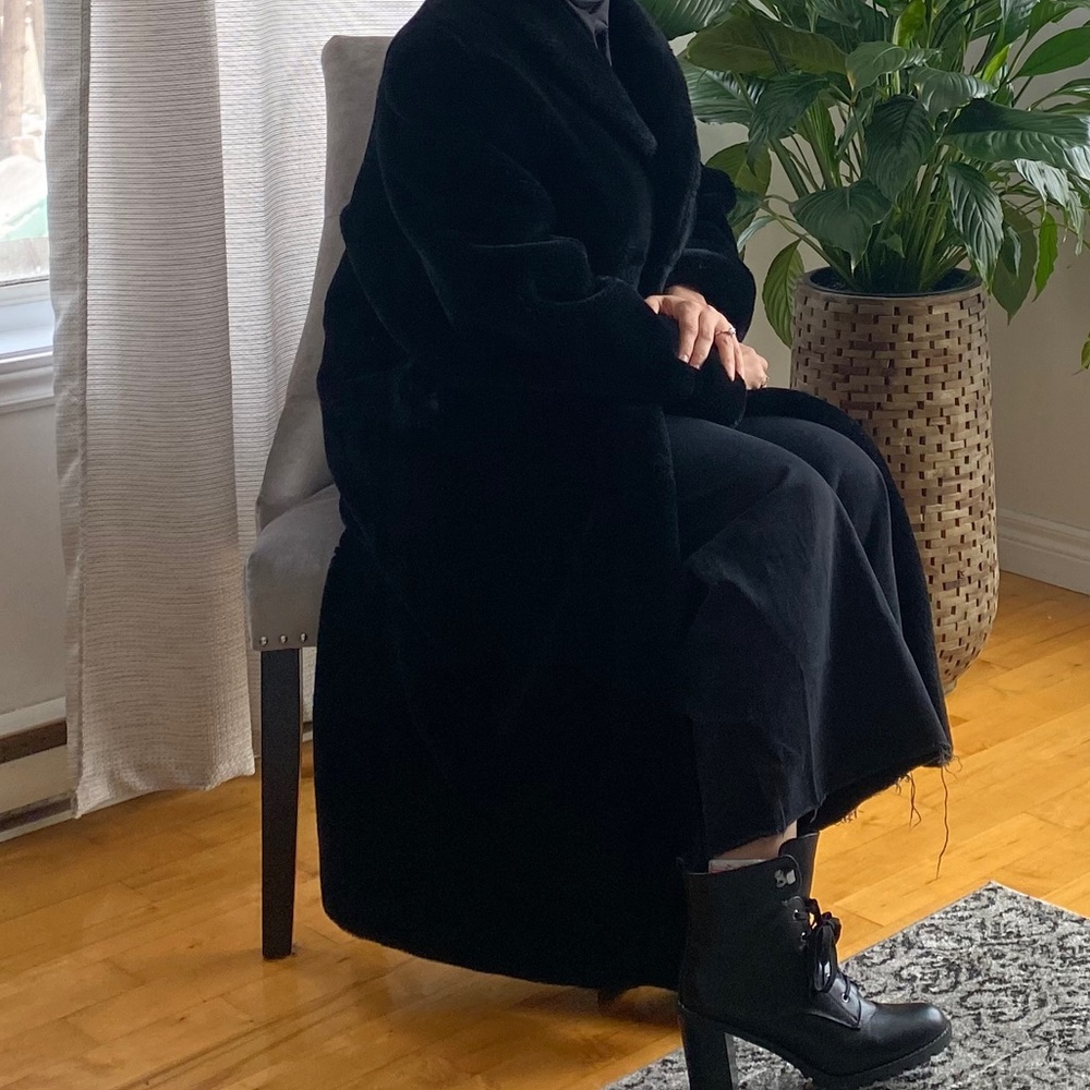 Long Fur Coat - Picture 3 of 11